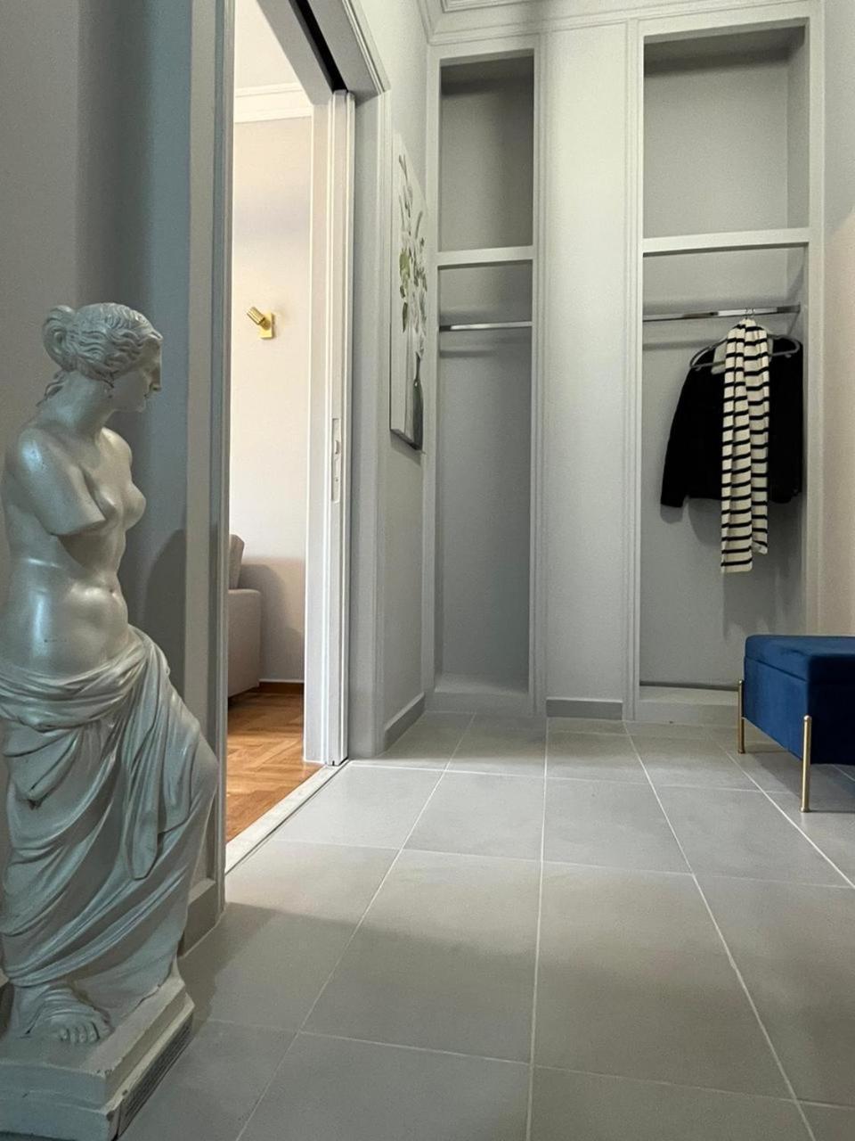 Acropolis Luxury Apartments Parthenon View เอเธนส์ ภายนอก รูปภาพ