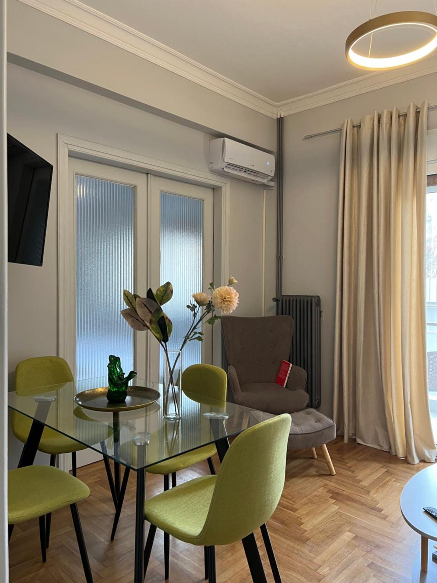 Acropolis Luxury Apartments Parthenon View เอเธนส์ ภายนอก รูปภาพ