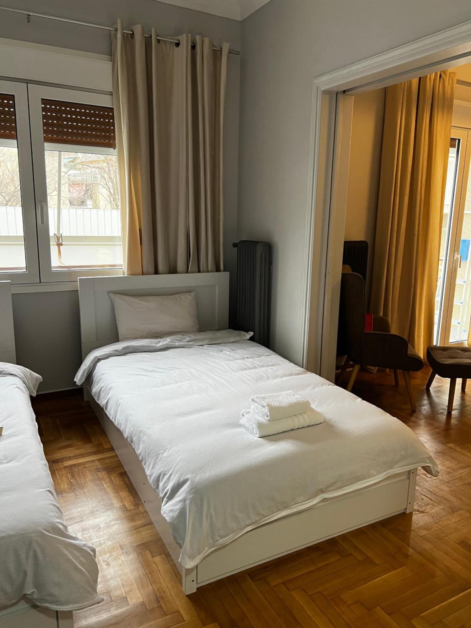 Acropolis Luxury Apartments Parthenon View เอเธนส์ ภายนอก รูปภาพ
